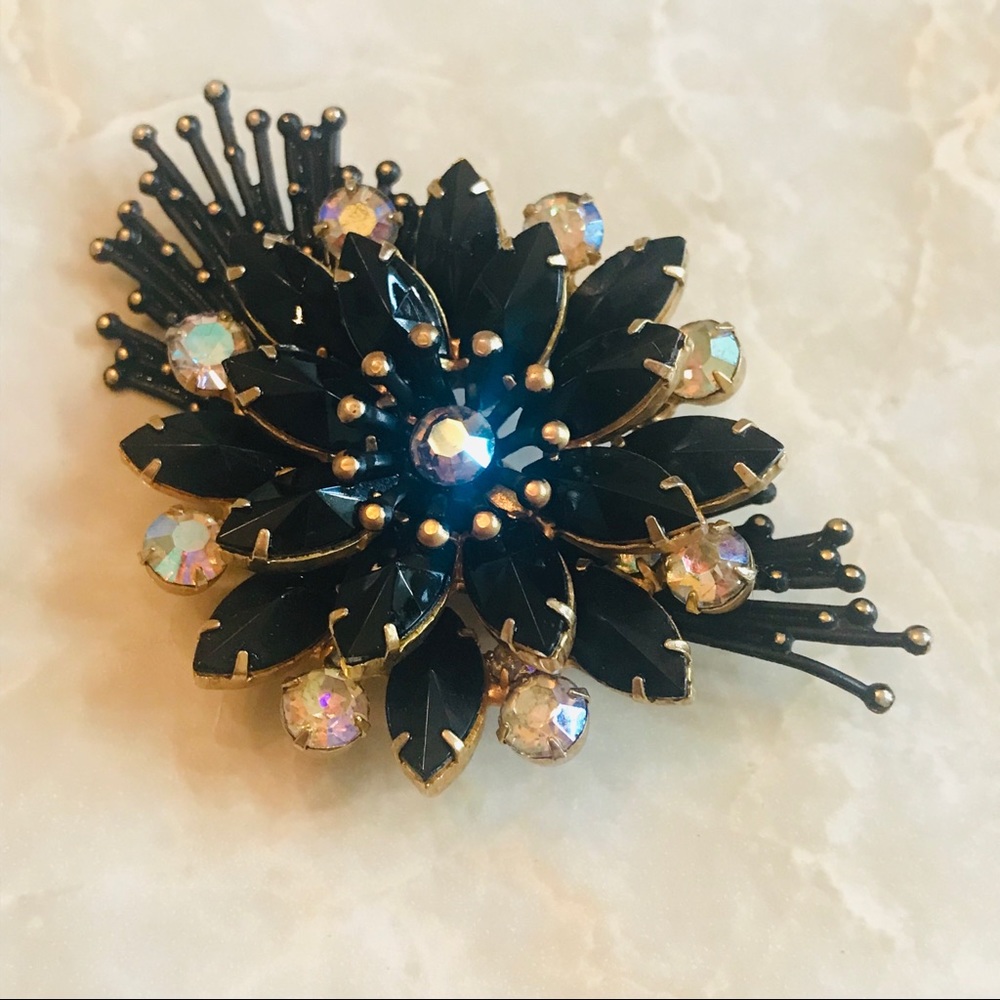 Vintage black flower brooch pin
